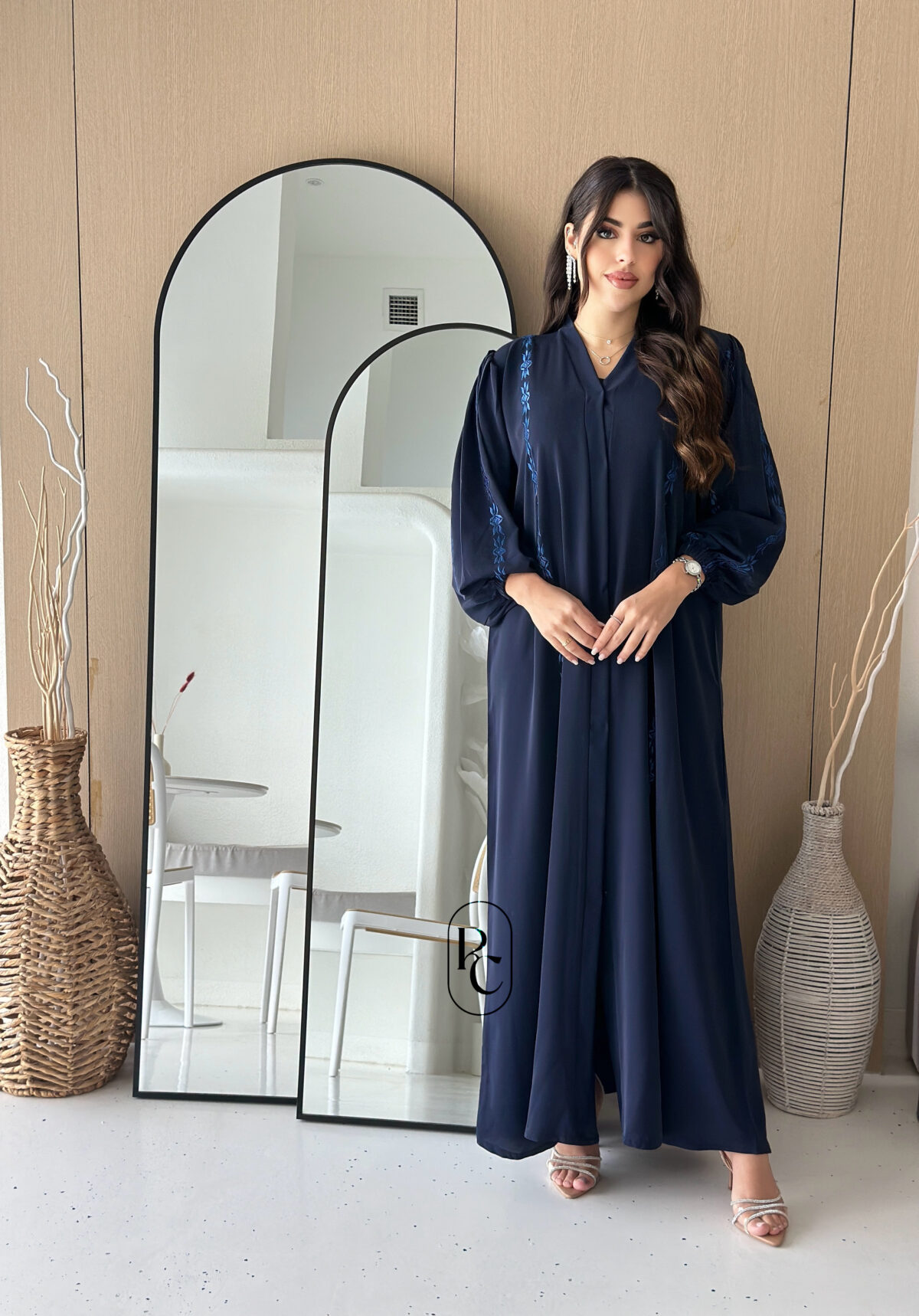 abaya code 052